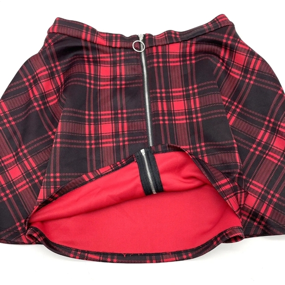 Hot topic skirt size S M - Picture 6 of 7